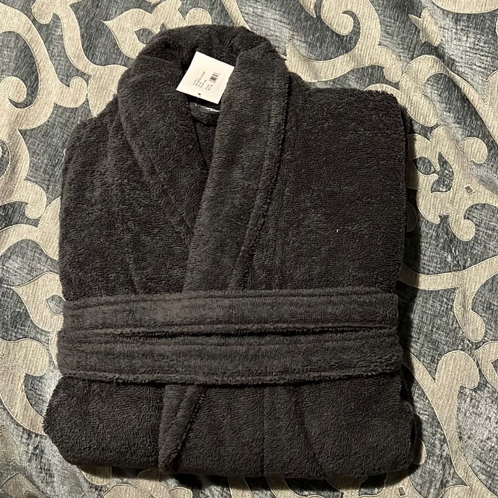 Brand New Linum Bath Robe
